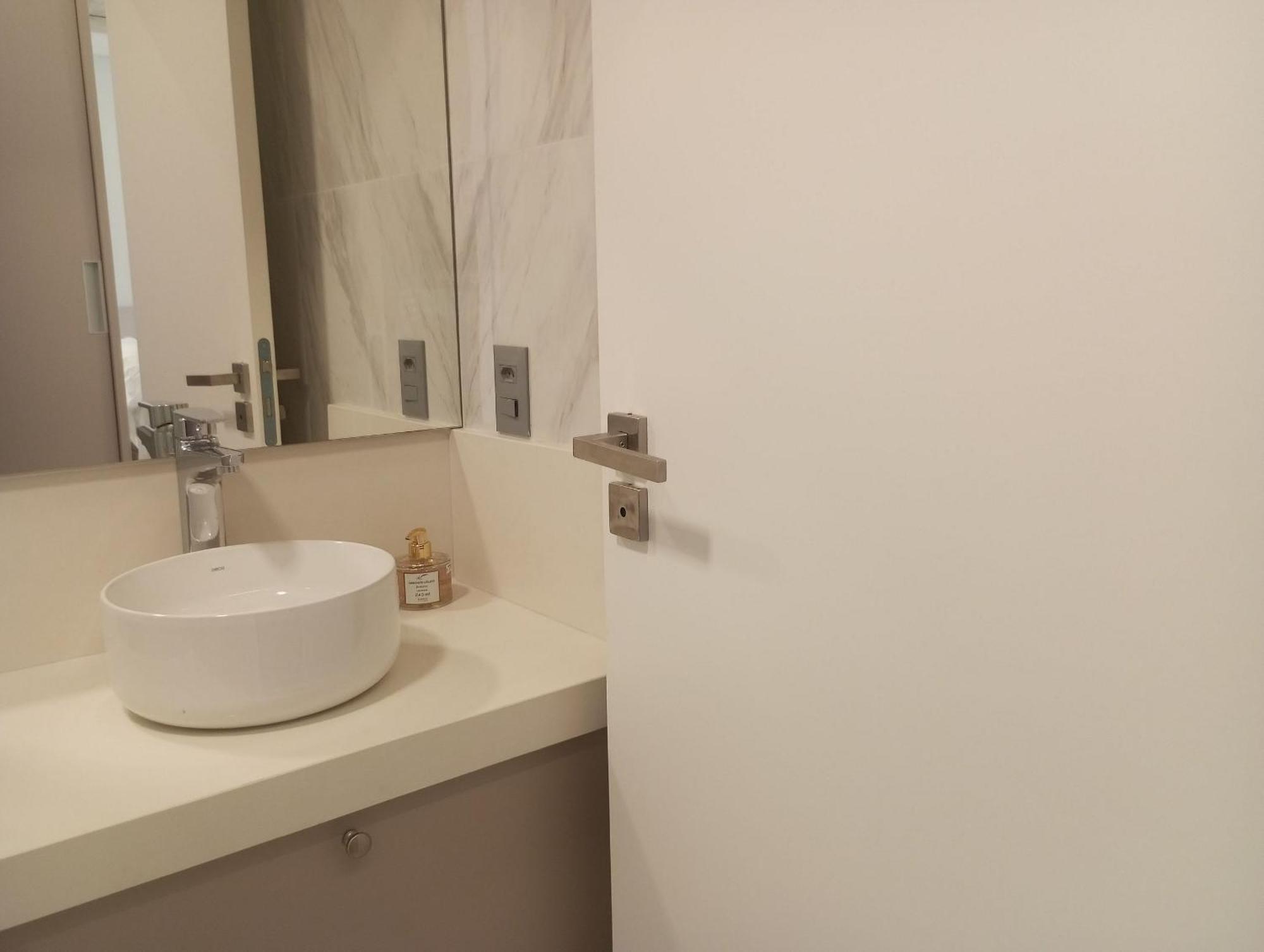 Apartamento Predio C/ Piscina Ao Lado Balneario Shopping Em Bc - Tso