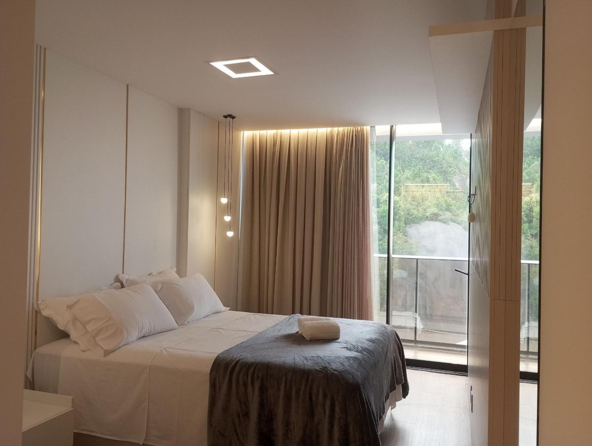 Apartamento Predio C/ Piscina Ao Lado Balneario Shopping Em Bc - Tso Balneario Camboriu