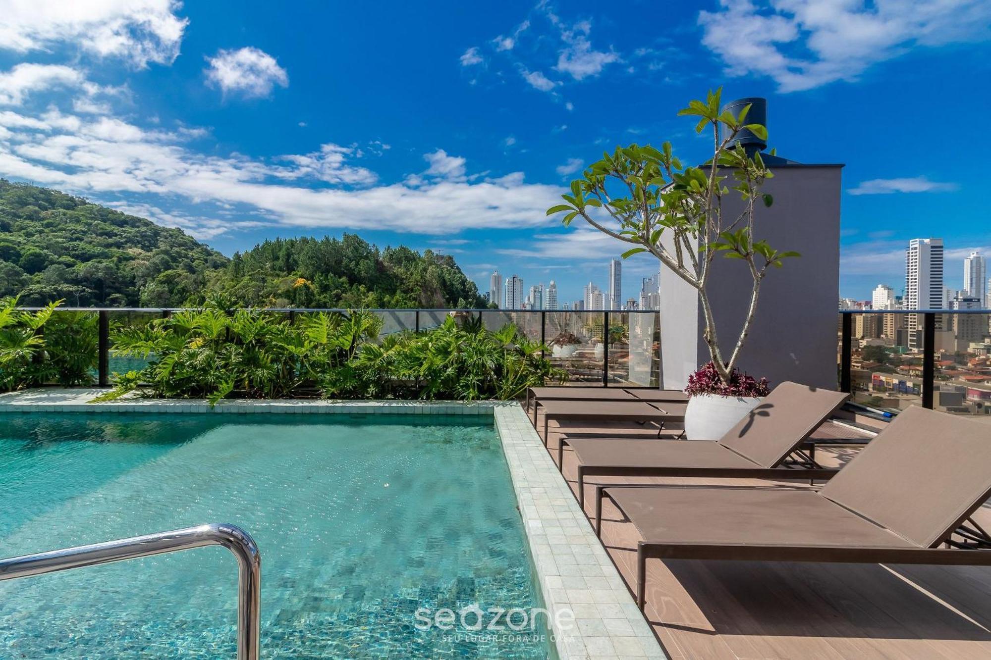 Predio C/ Piscina Ao Lado Balneario Shopping Em Bc - Tso * Balneario Camboriu